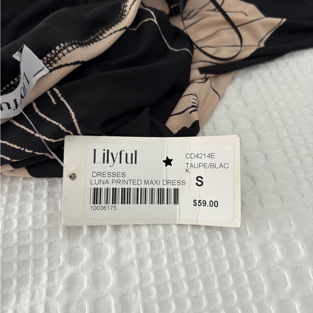 Lilyful Maxi Dress-New - Picture 2 of 5